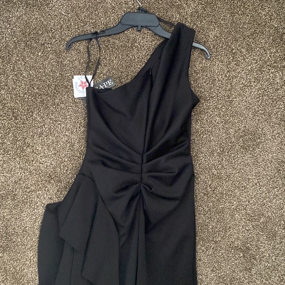 XSCAPE Women's Ruffled One-Shoulder Scuba Gown - Picture 5 of 5